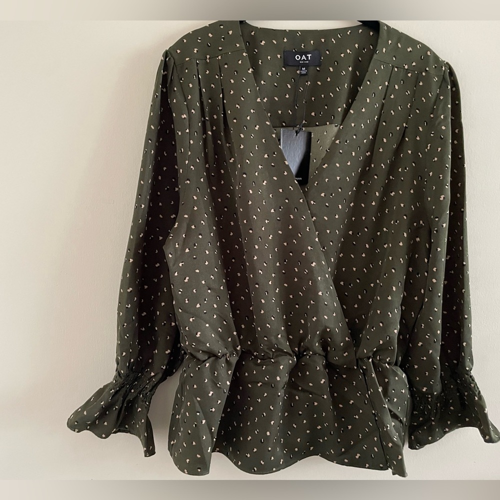 New! Oat New York Top